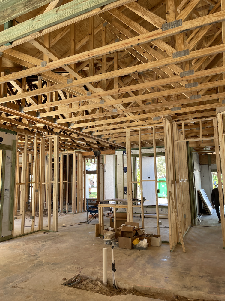 Modern custom home construction in Siesta Key by Holliday Group