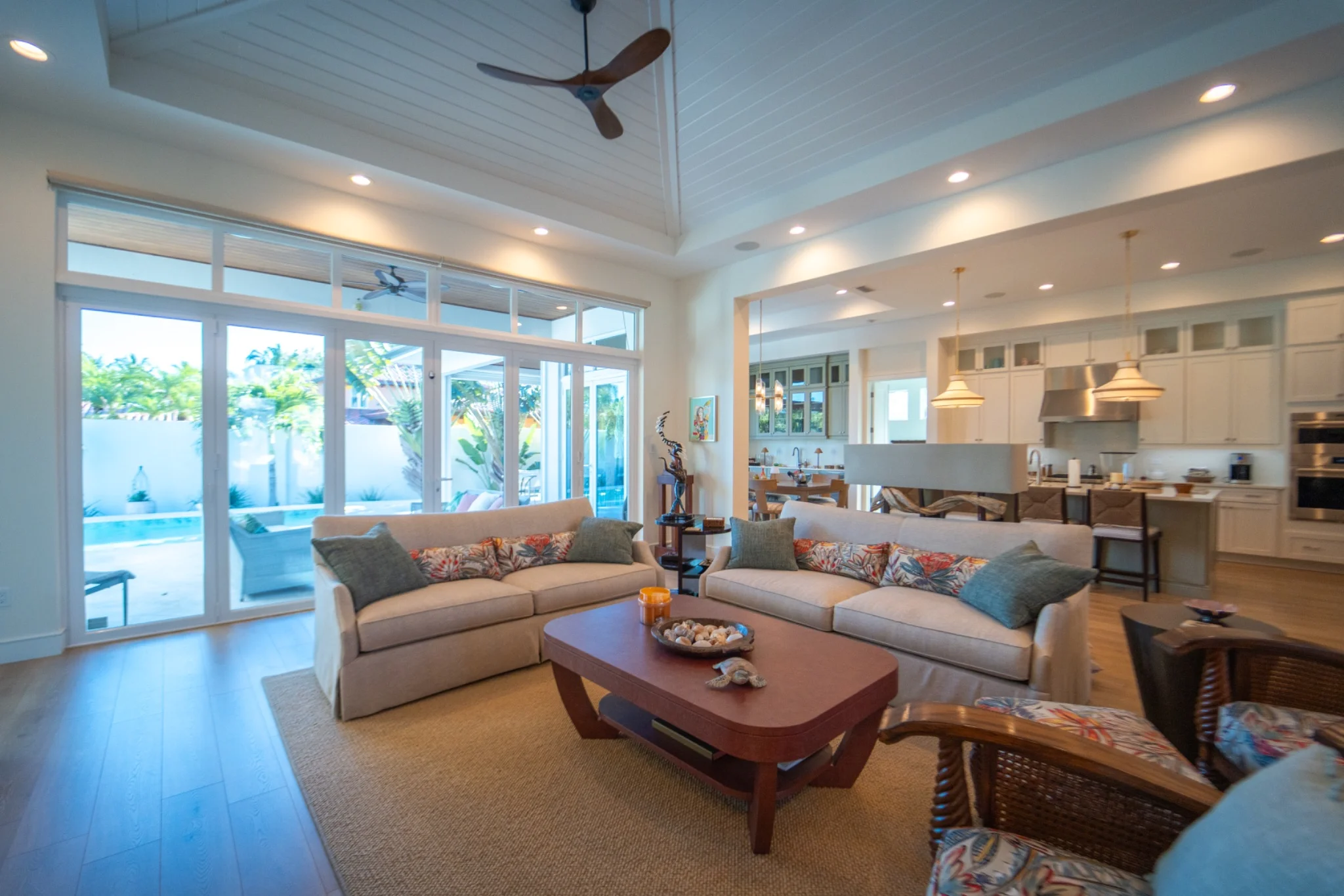 Luxury Home Builder | General Contractor | Commercial Construction in Sarasota | Holliday Group