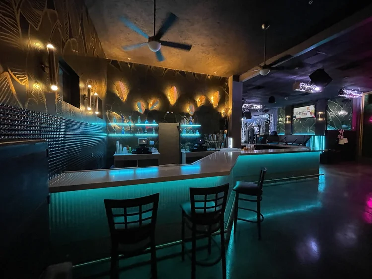 Luxury Home Builder | General Contractor | Commercial Construction in Sarasota | Holliday Group